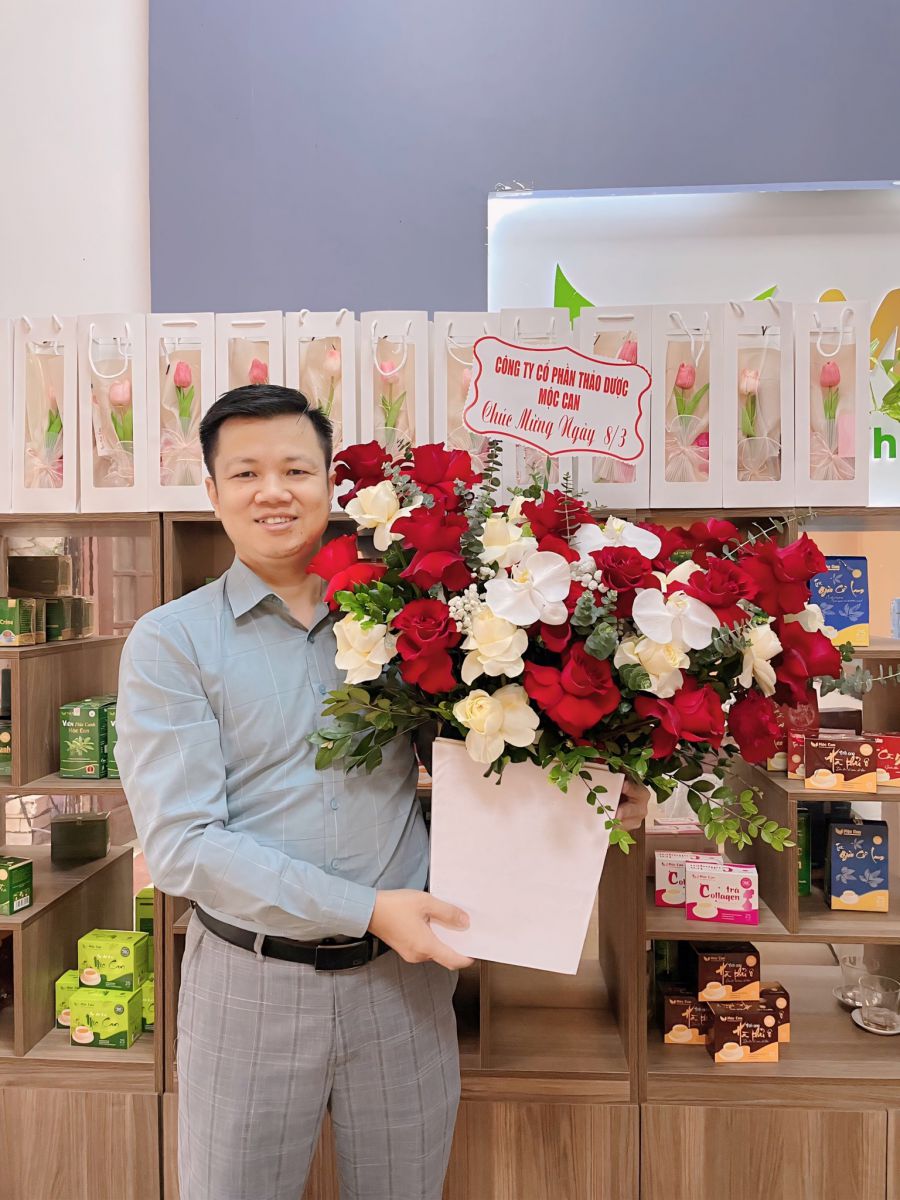 MỘC CAN CHÚC MỪNG QUỐC TẾ PHỤ NỮ 8/3: YÊU THƯƠNG - TRÂN TRỌNG - TÔN VINH 1