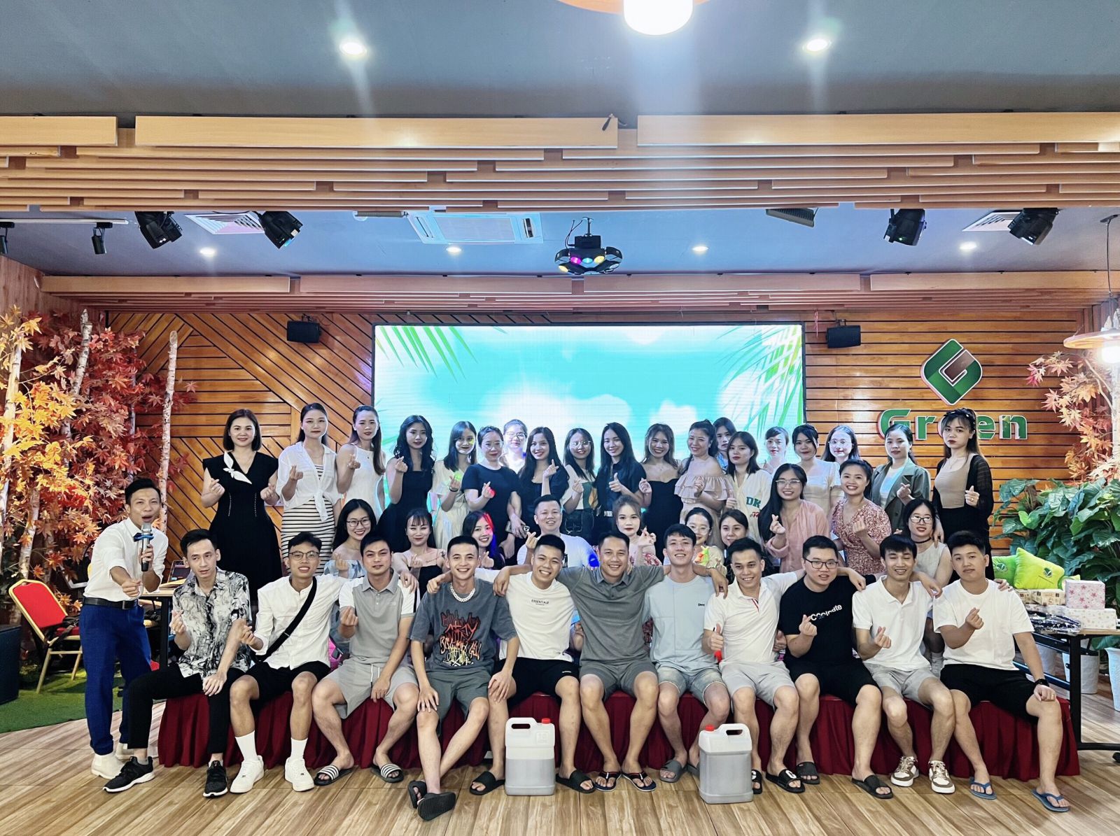 DU LỊCH HÈ 2023 - VƯƠN RA BIỂN LỚN 4